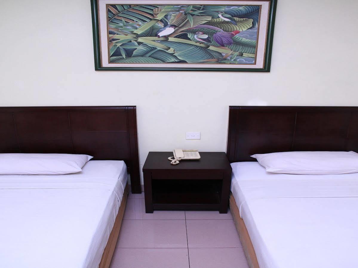 Plaza Hotel Harco Mangga Dua Jakarta Exterior photo